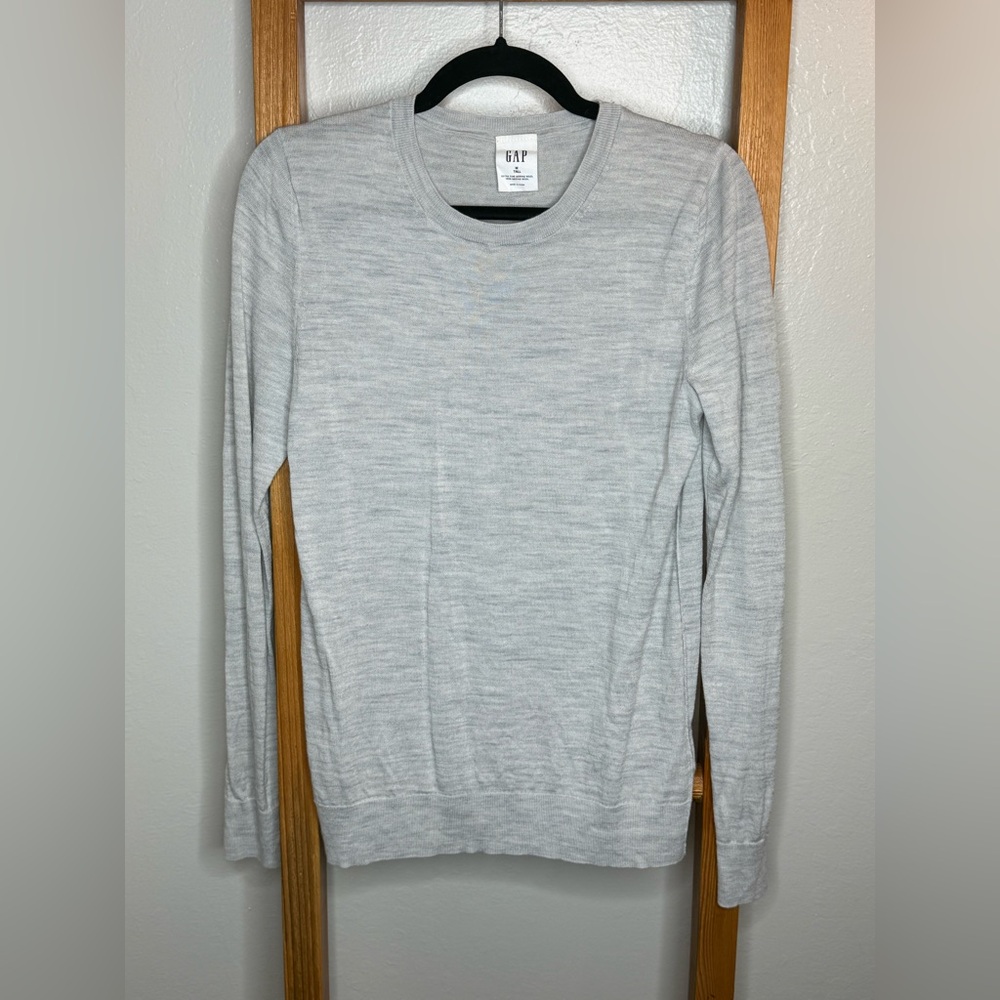GAP Women's Light Gray Crewneck Merino Wool Sweater